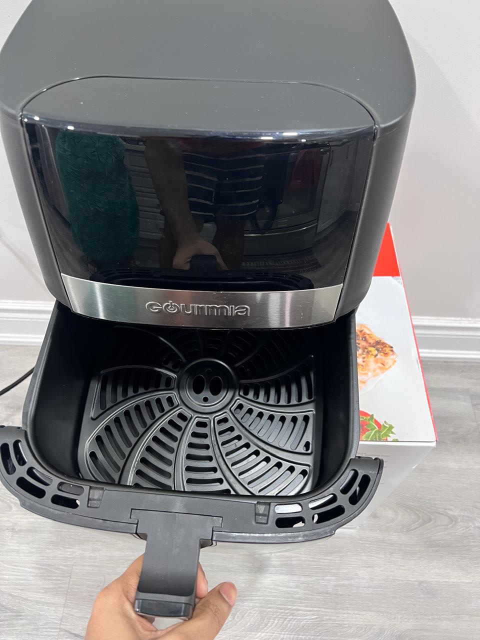 Gourmia Digital Air Fryer - 12 One-Touch Cooking Functions