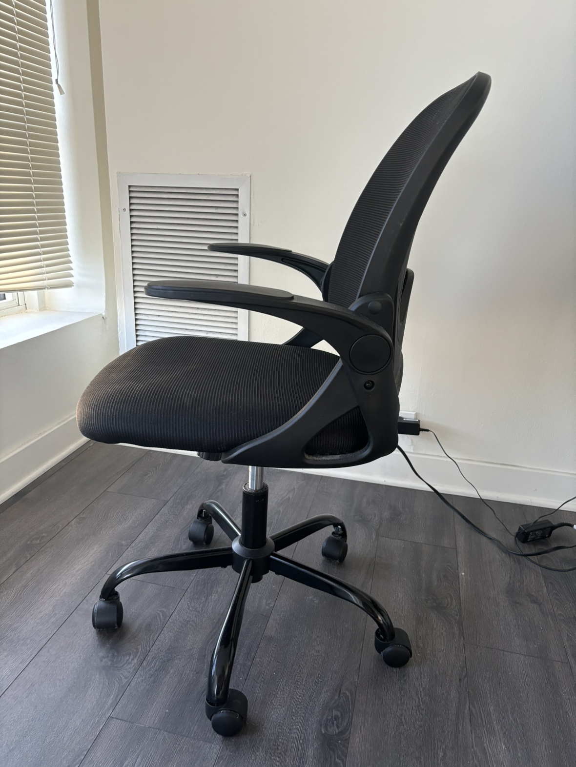 Chair - photo 3