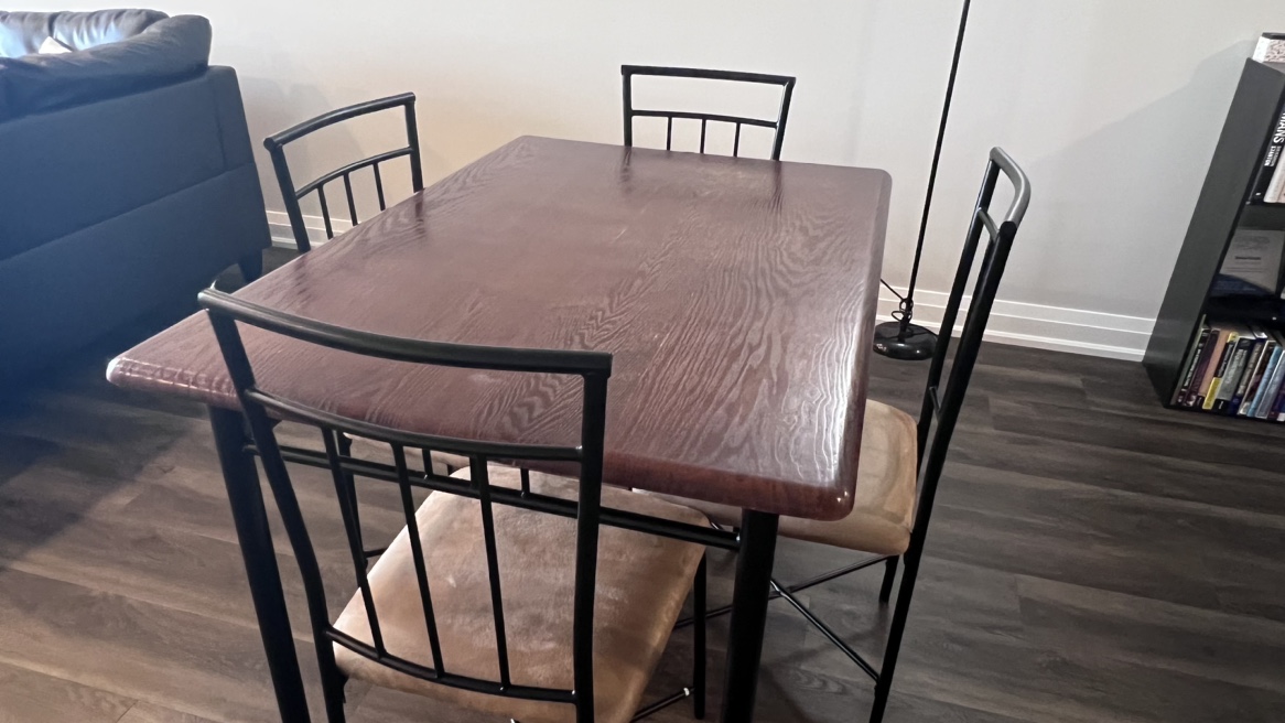 Move out sale: Traditional 5-Piece Dining Set image indicator(2)