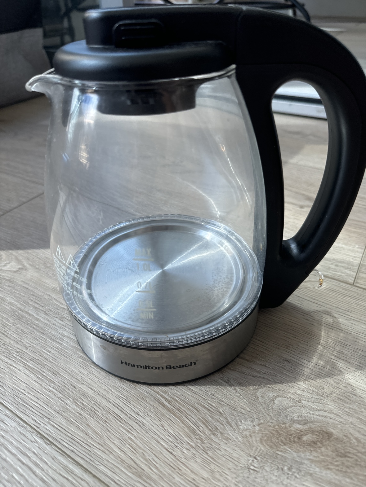 Hamilton electric kettle