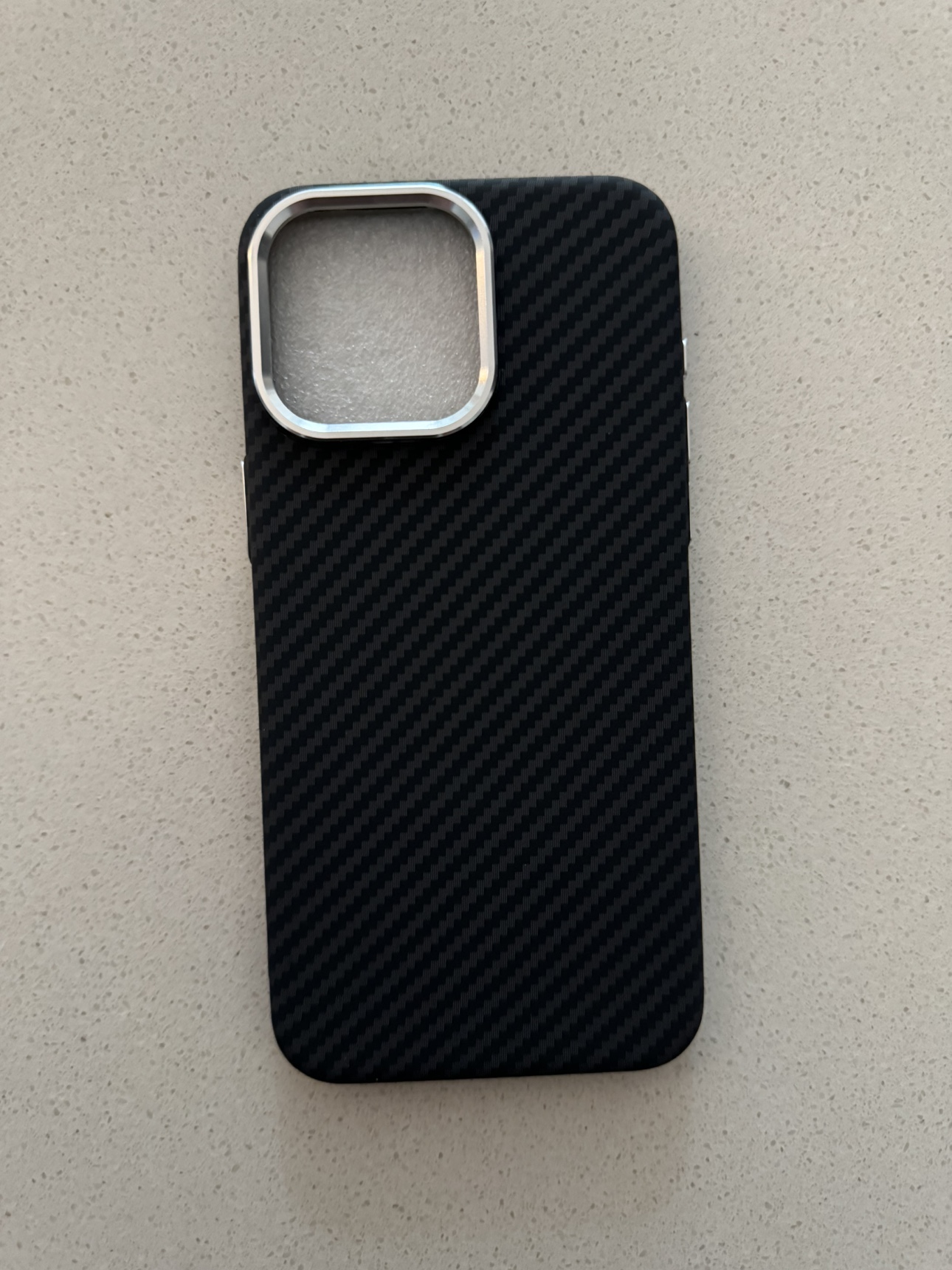 Carbon Fibre cases 15 Pro/Pro Max thumbnail