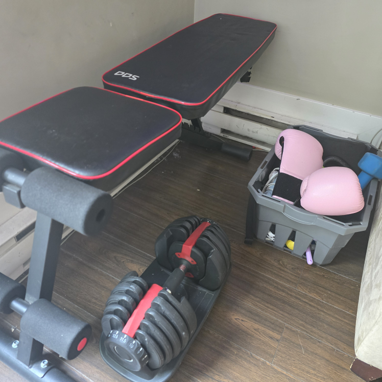 workout bench adjustable weight thumbnail