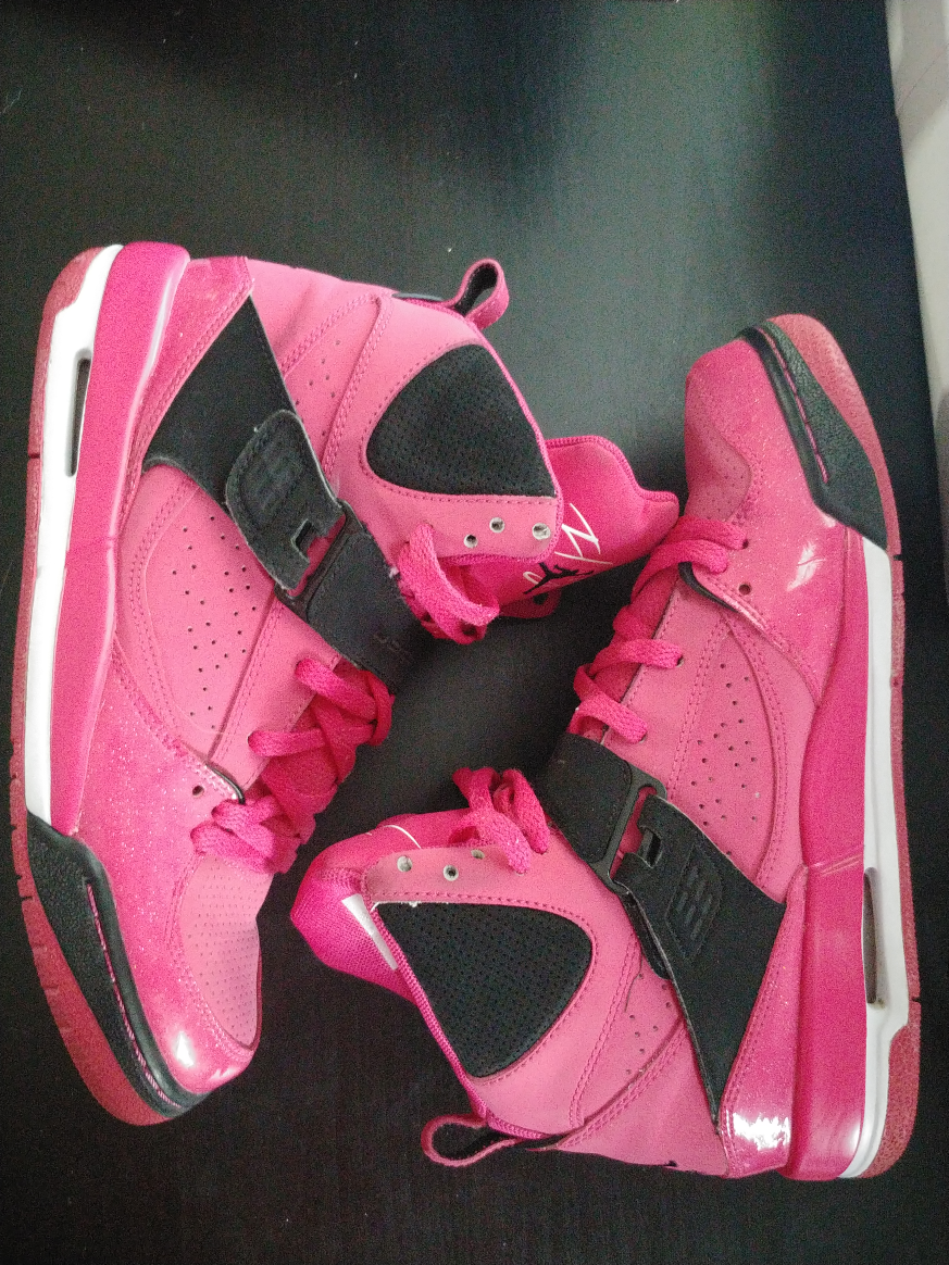 Women's Air Jordans - photo 3