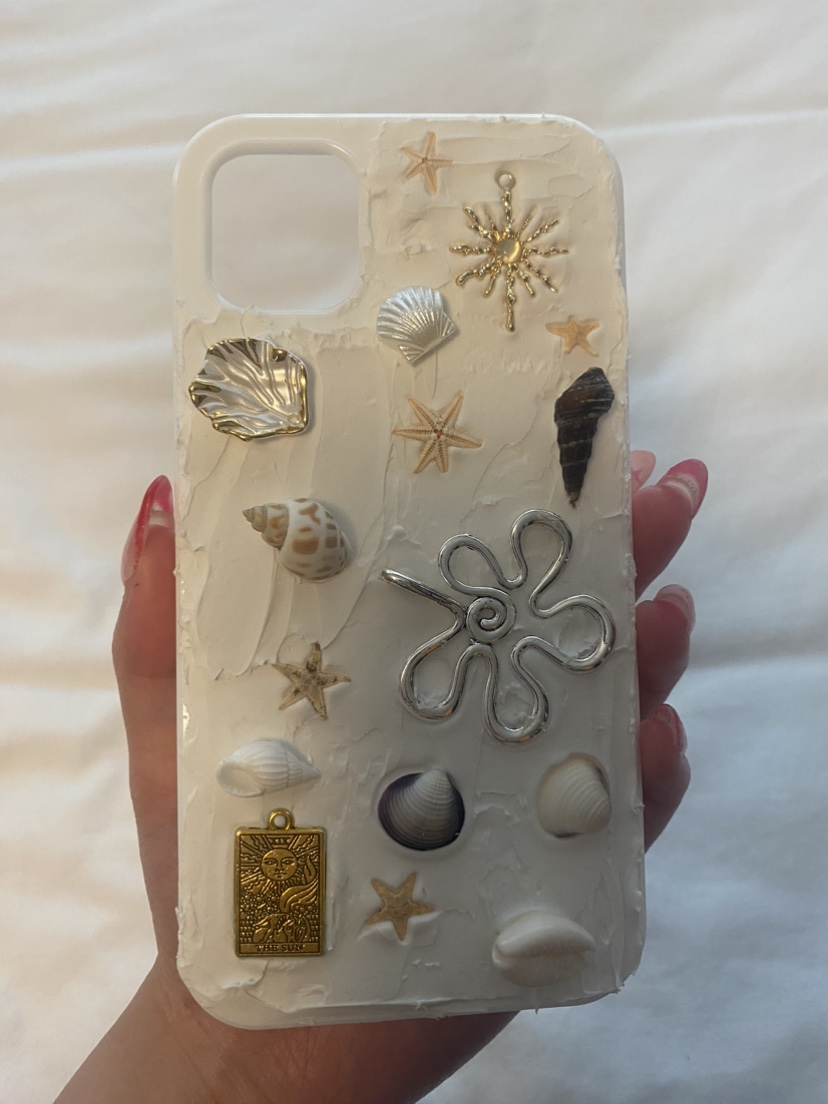Handmade  seashell phone case image indicator(5)