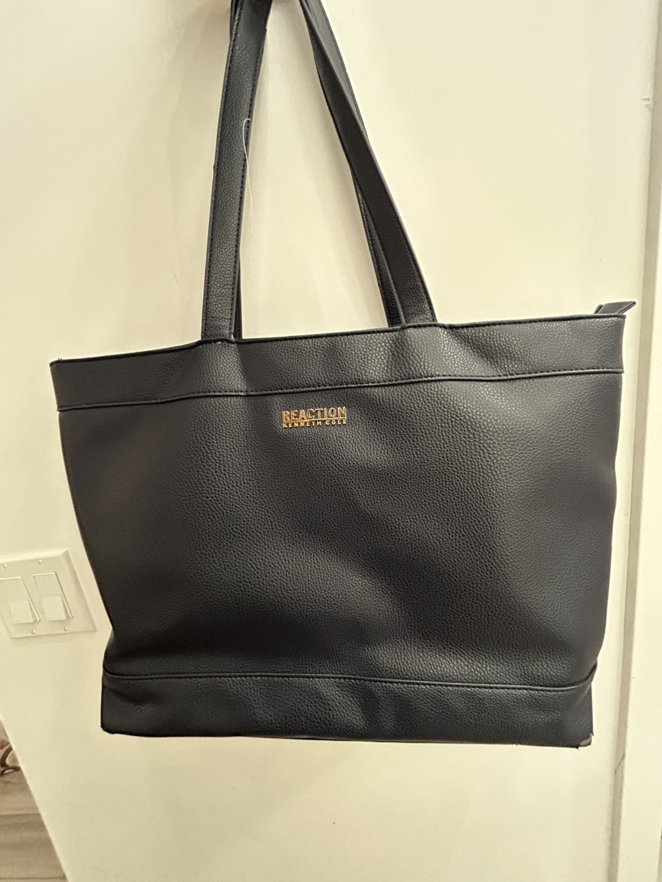 Kenneth Cole Tote Bag (Large) thumbnail