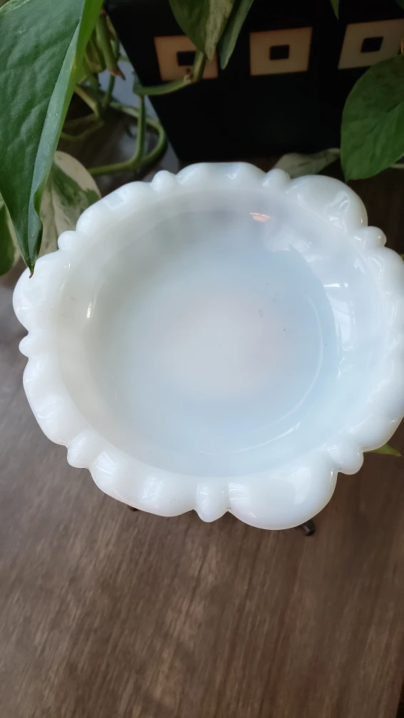 Pedestal bowl with base image indicator(2)