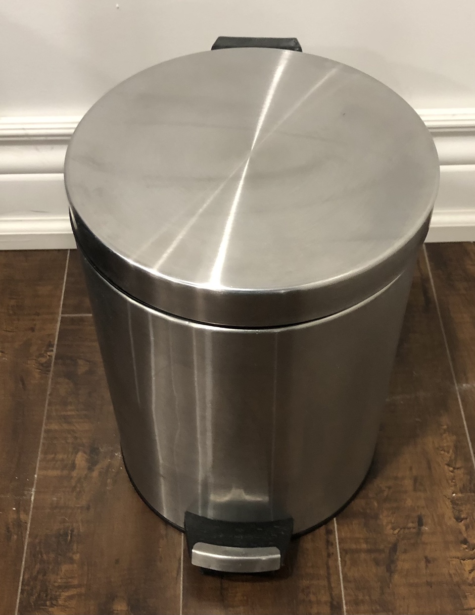 SOLD - 2 NEW Stainless steel round waste bin! $25 each - photo 2