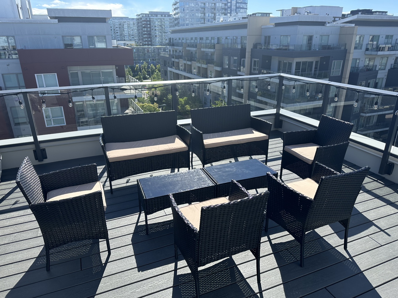 Patio furniture - photo 2