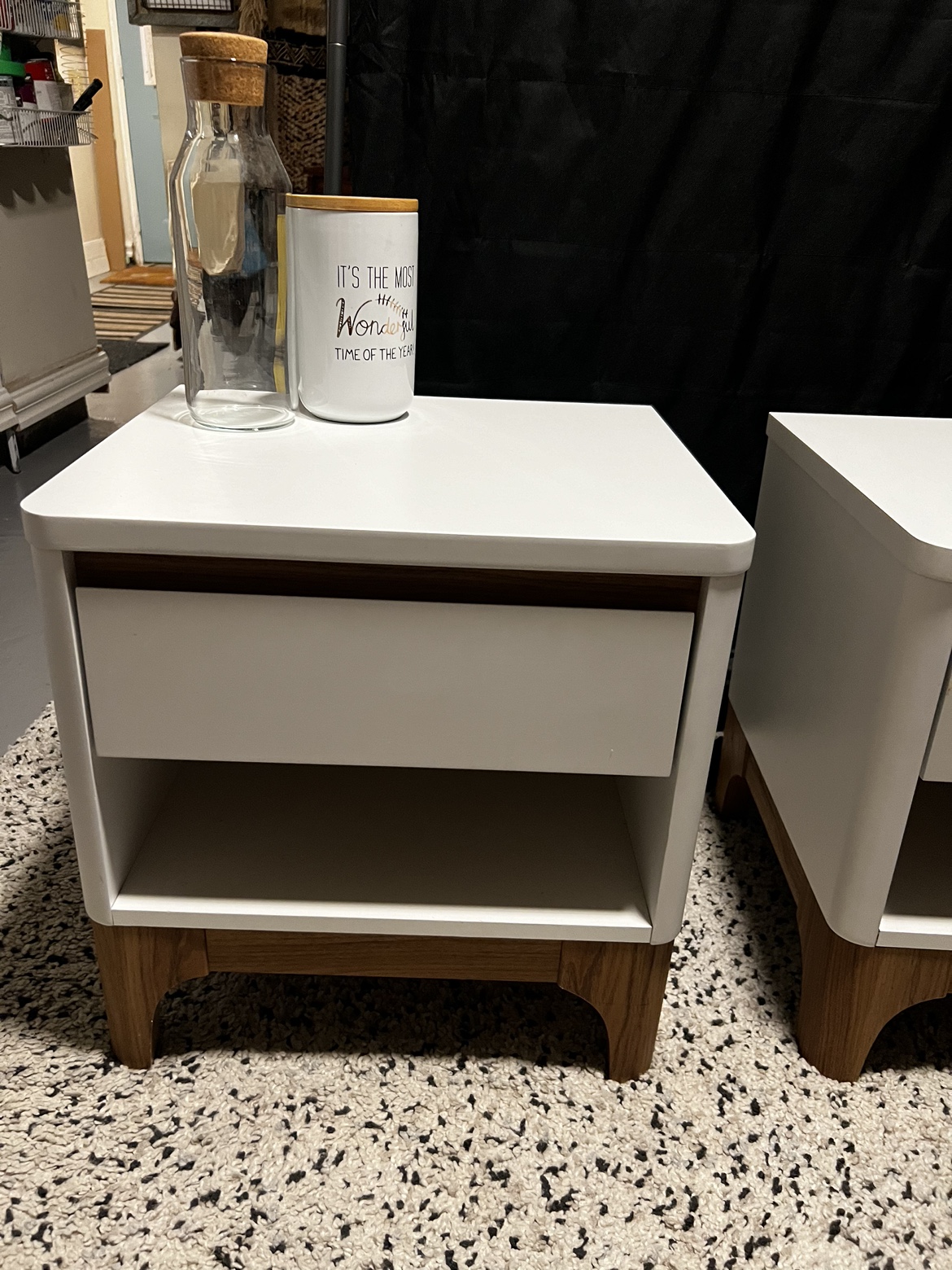 Night stands - photo 2