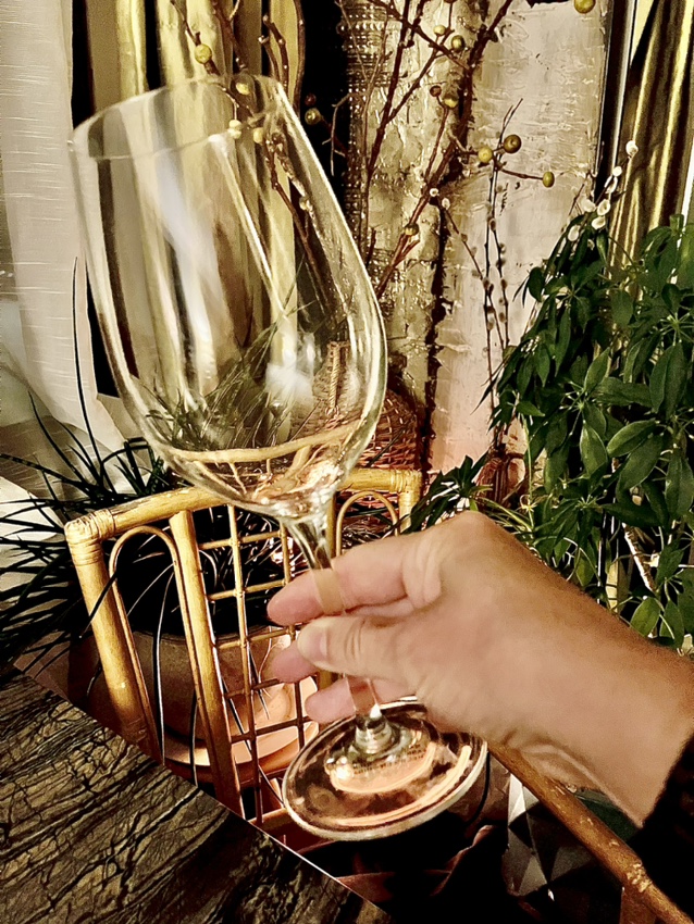 WINE GLASSES CHEERS X 8 image indicator(4)