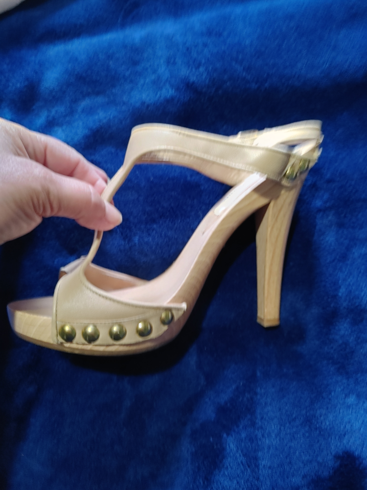 Manolo Blahnik heels