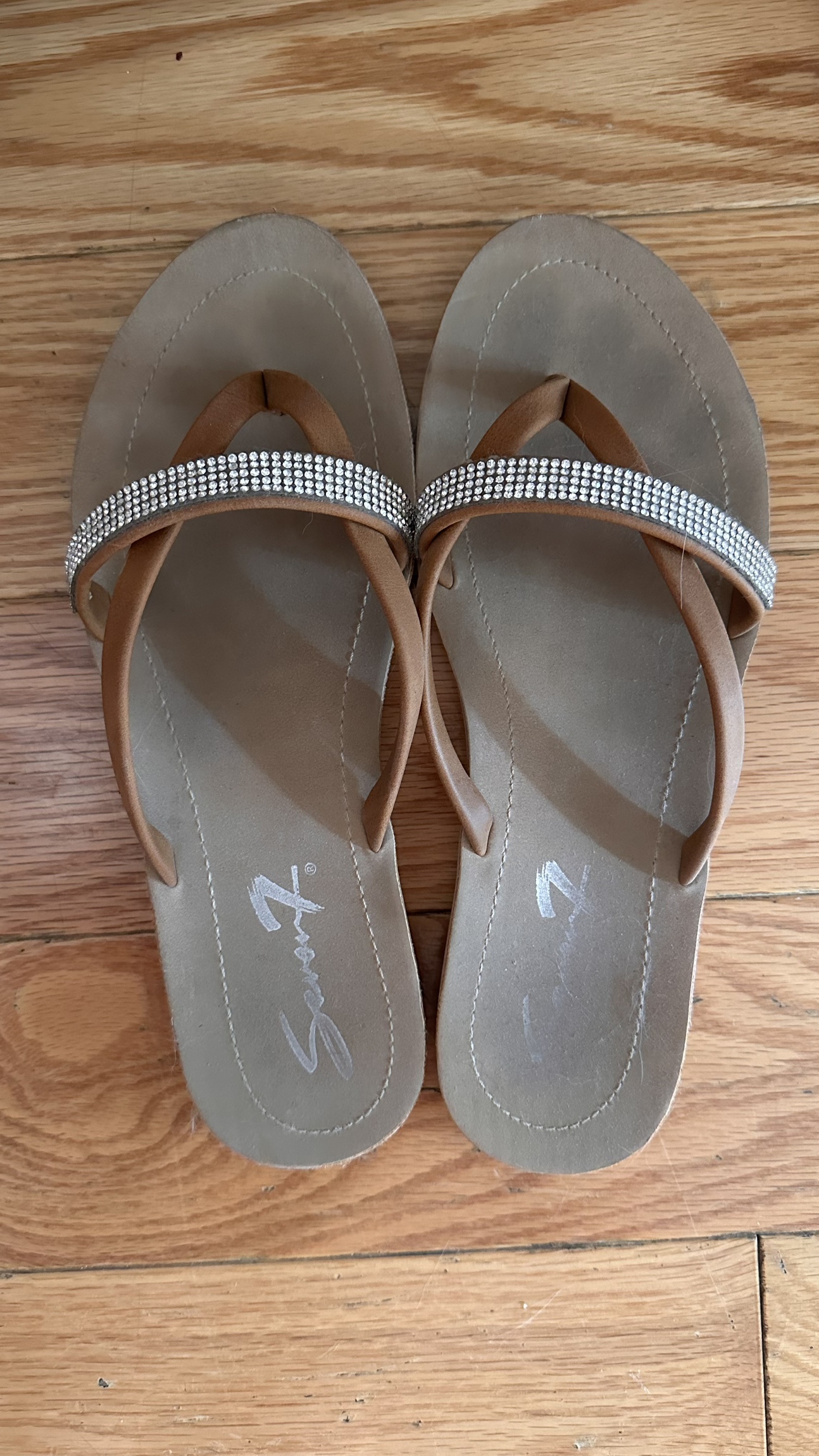 Women’s Faux Leather Embellished Thong Sandals thumbnail