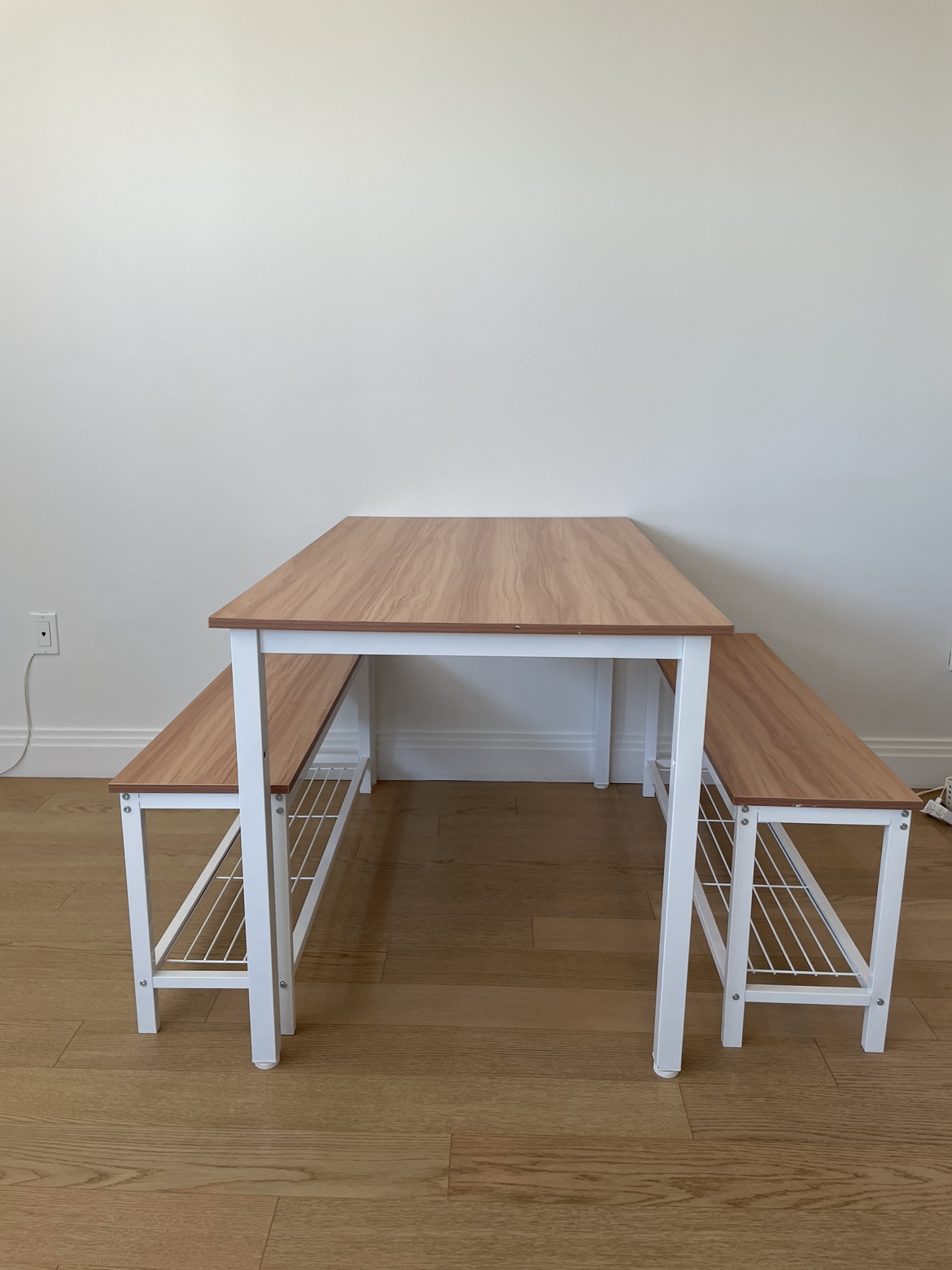 Dining table set