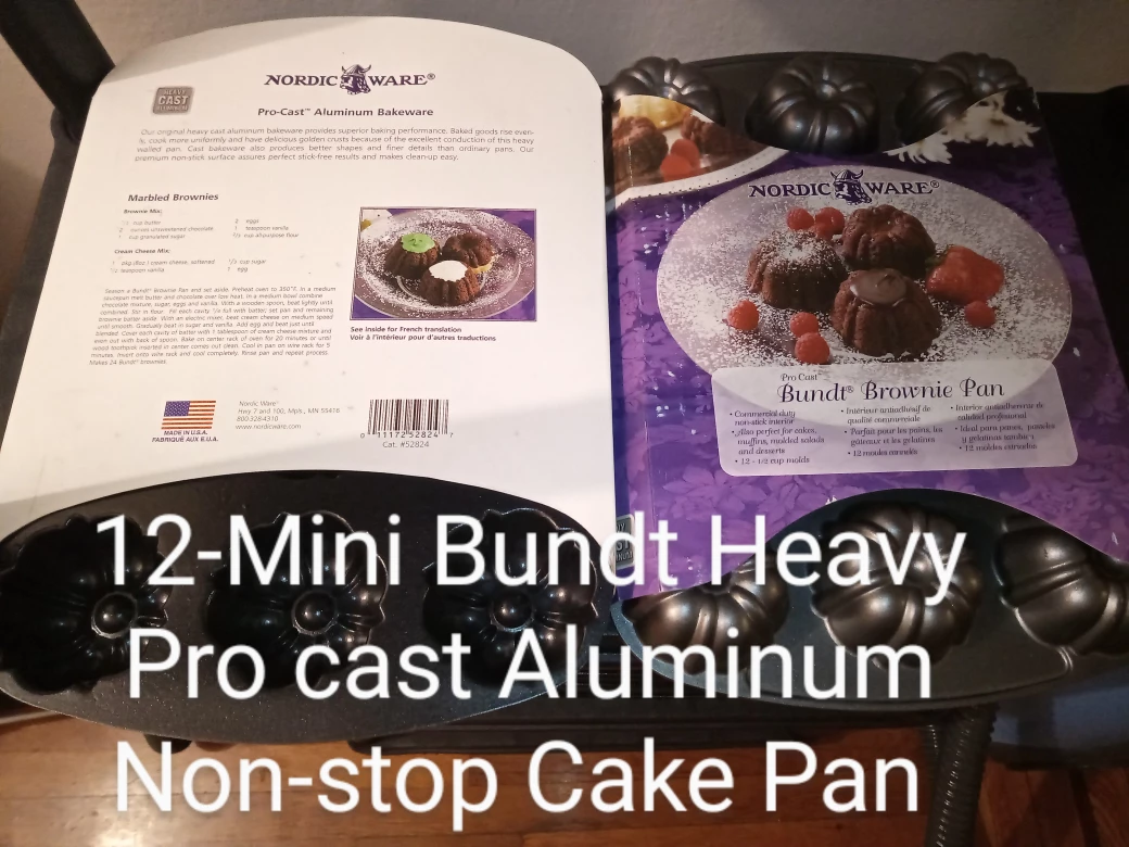 vintage cake pans bundle image indicator(5)