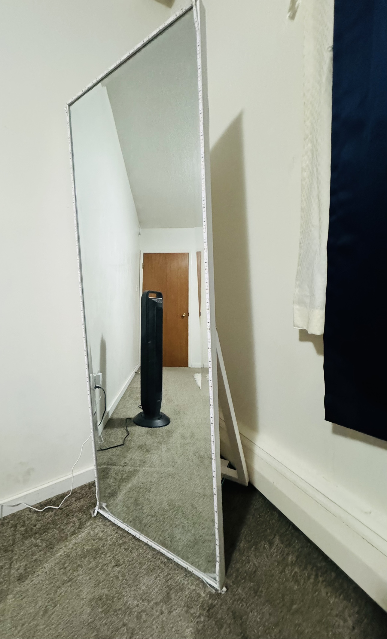 Standing Mirror with lights - photo 3