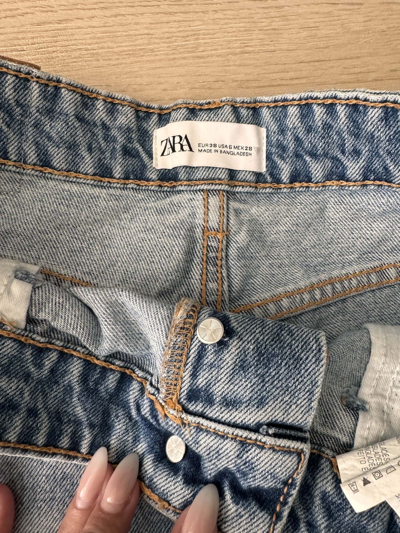 Zara Shorts image indicator(3)