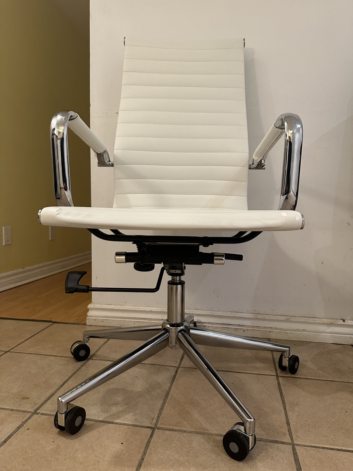 Office chair - photo 2