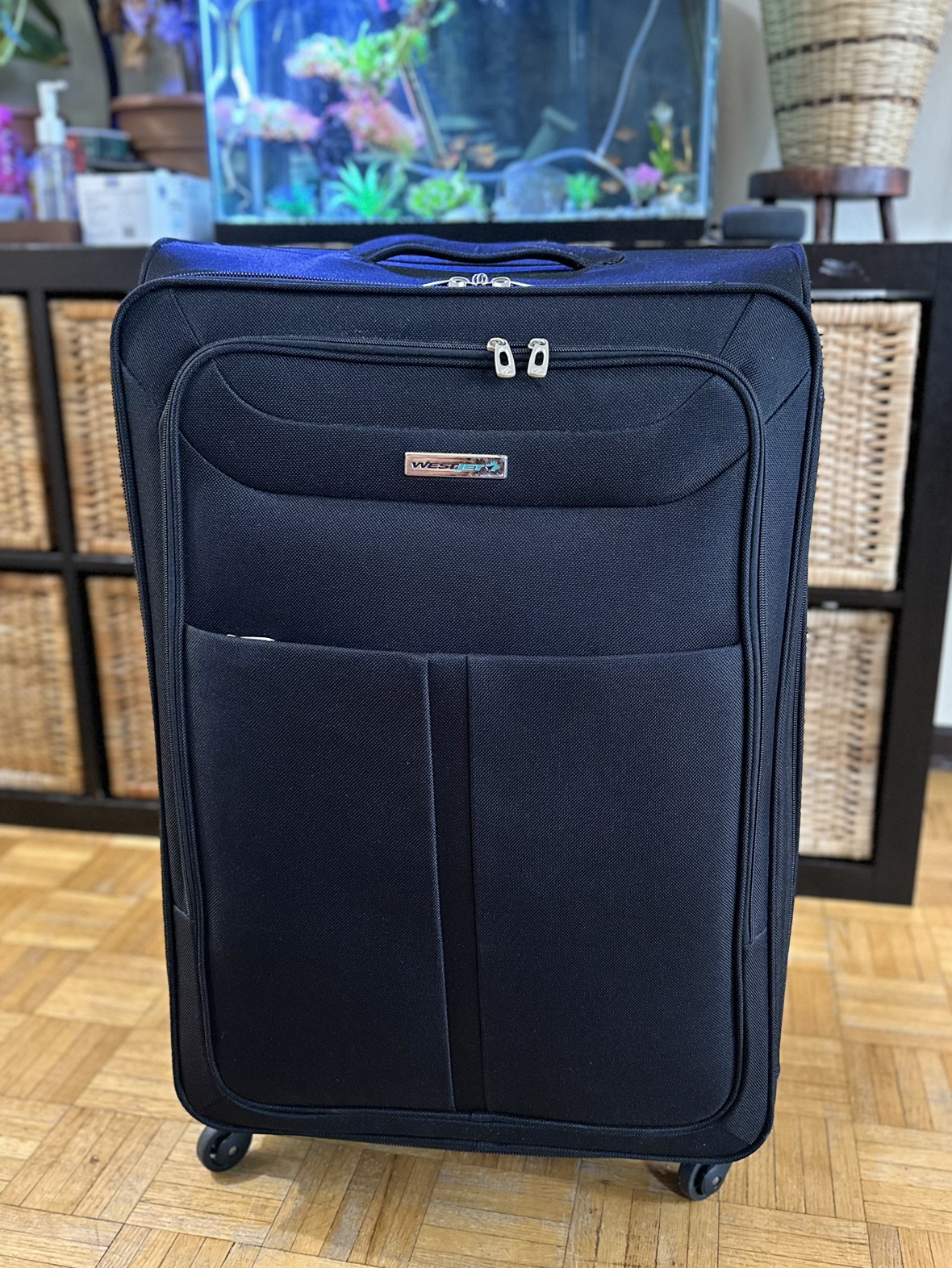 Large Black 4 Wheeler Lightweight Check In Luggage