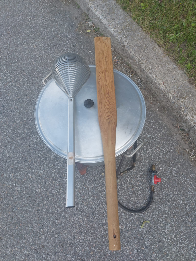 Burner ,pot,paddle and scoop for making sauce