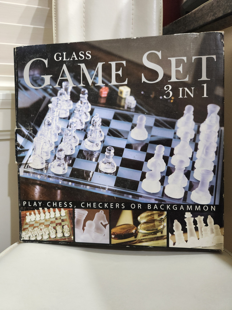♟️ Glass Chess, checkers, backgammon 3-in-1 Game Set ♟️ thumbnail