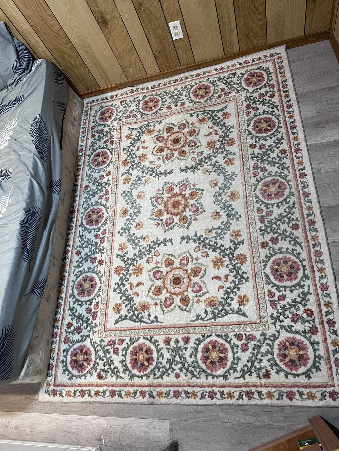 Area rug