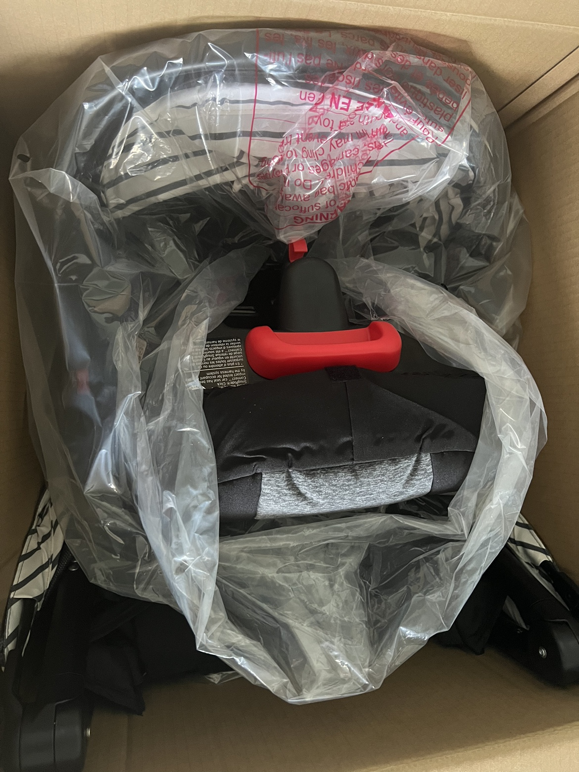 Graco fastaction jogger travel system - photo 3