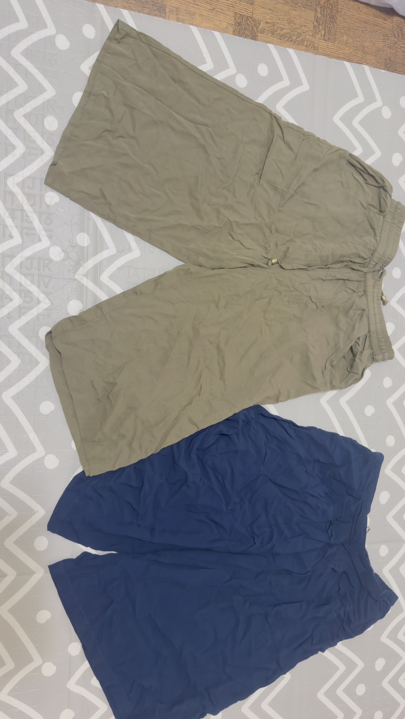 Ladies shorts image indicator(2)