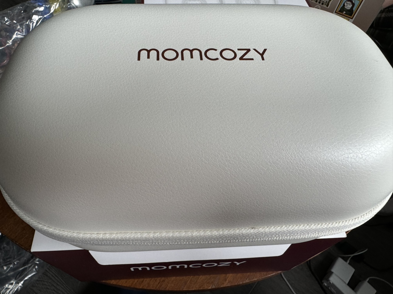 Momcozy M5 wearable breast pump - photo 3