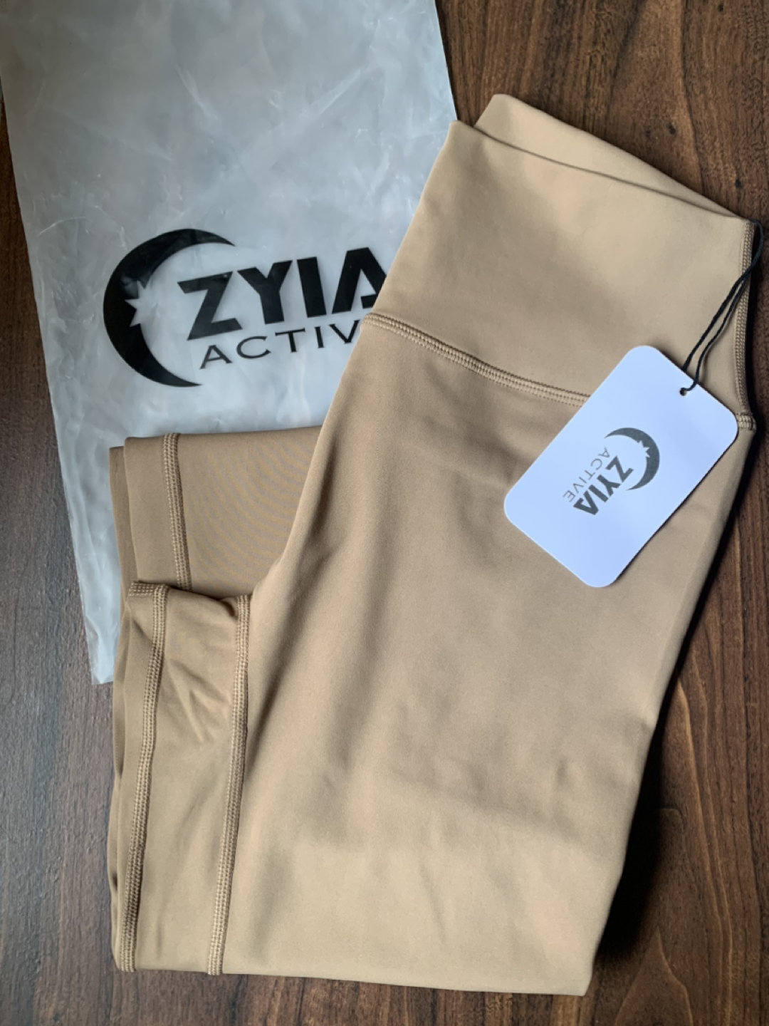 Zyia Active Leggings Cocoa - sz 6-8 thumbnail