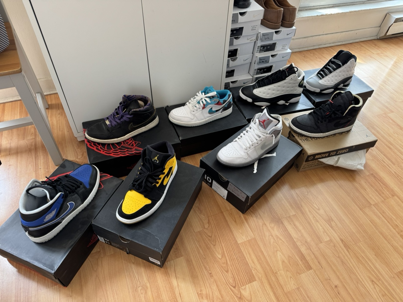 Selection of Air Jordan and Vapormax thumbnail