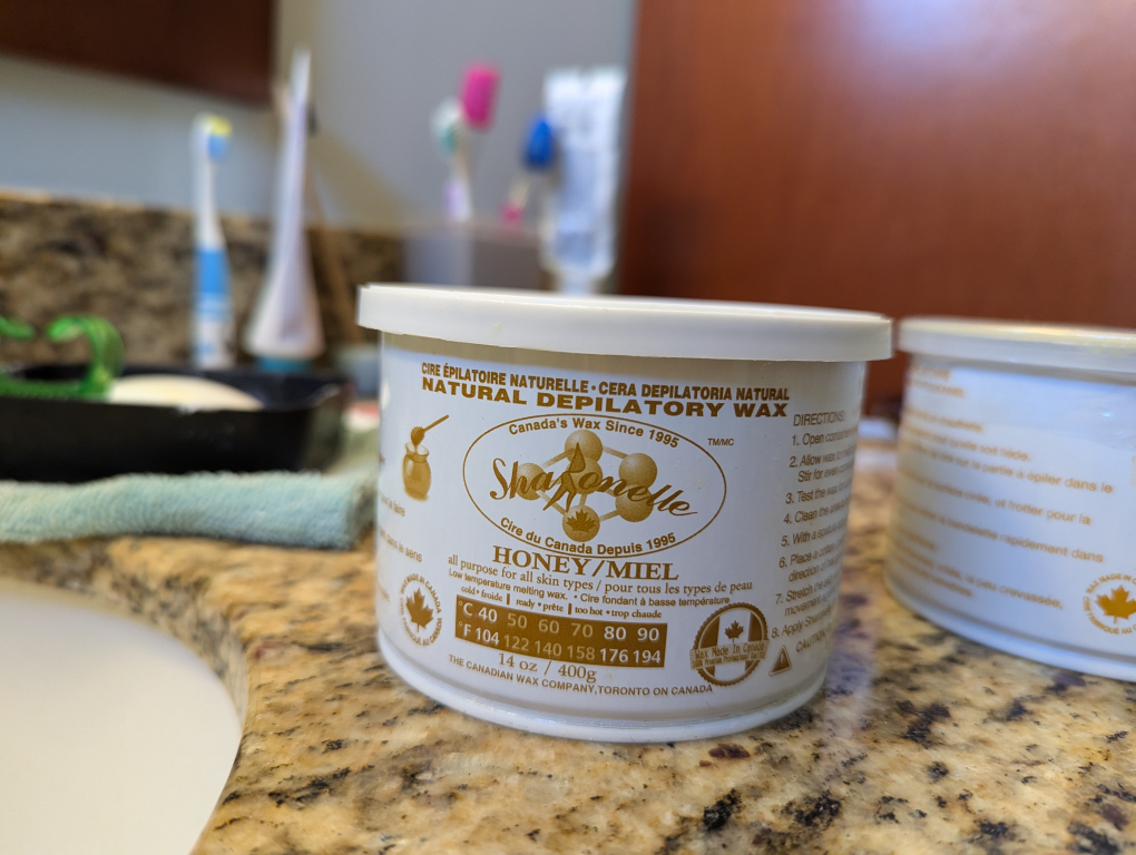 GiGi waxing kit image indicator(4)