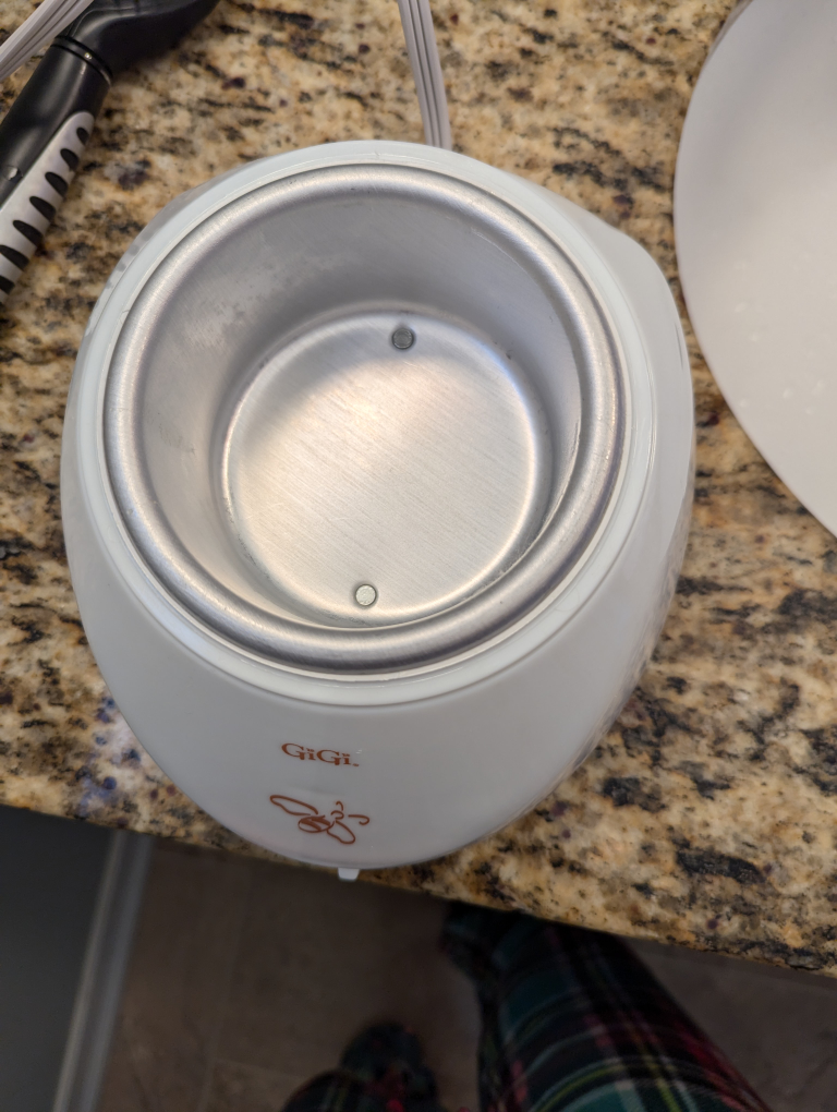 GiGi waxing kit image indicator(6)