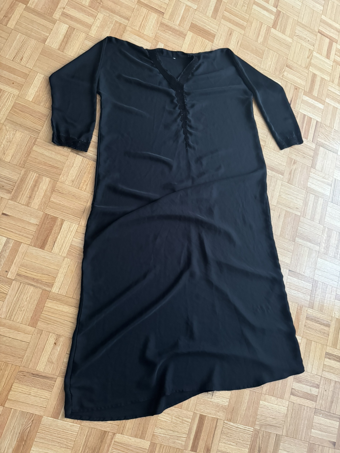 Plain black abaya thumbnail