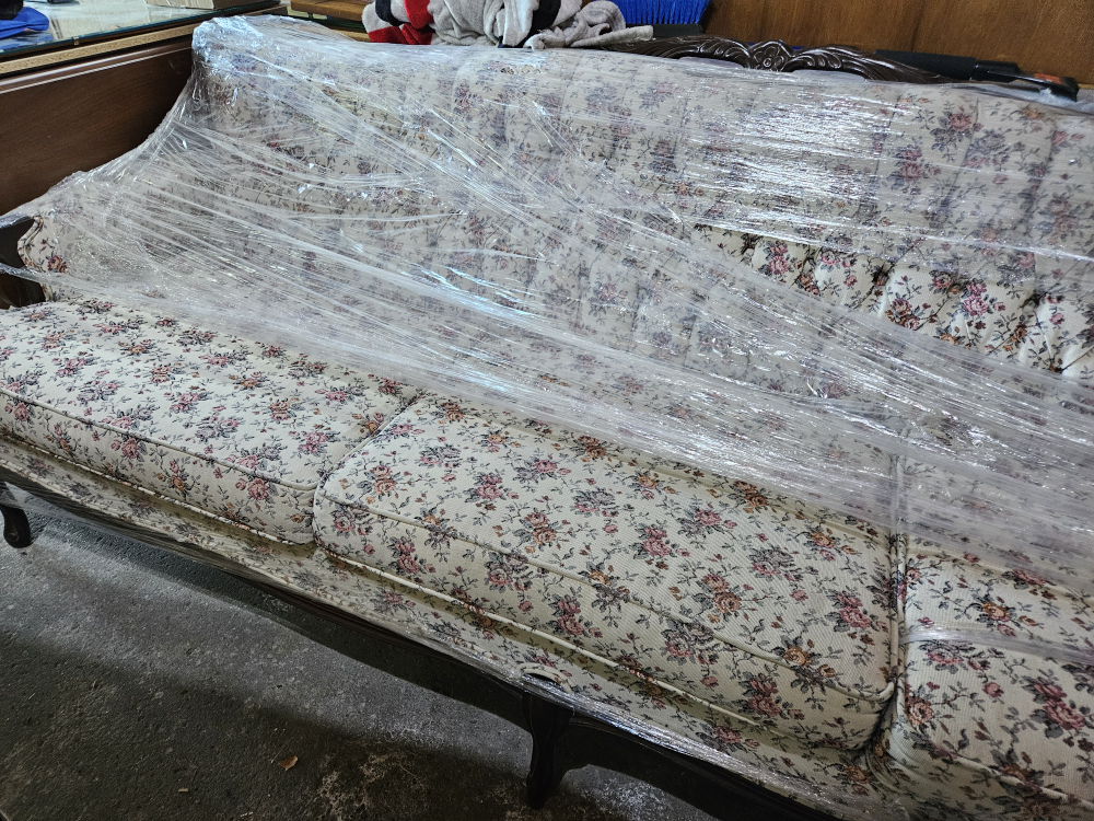 Vintage Couch and Chair thumbnail