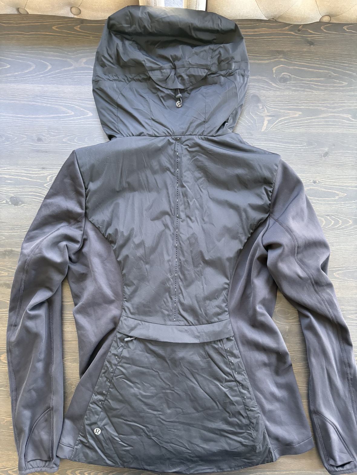 Lululemon Running Jacket - photo 2