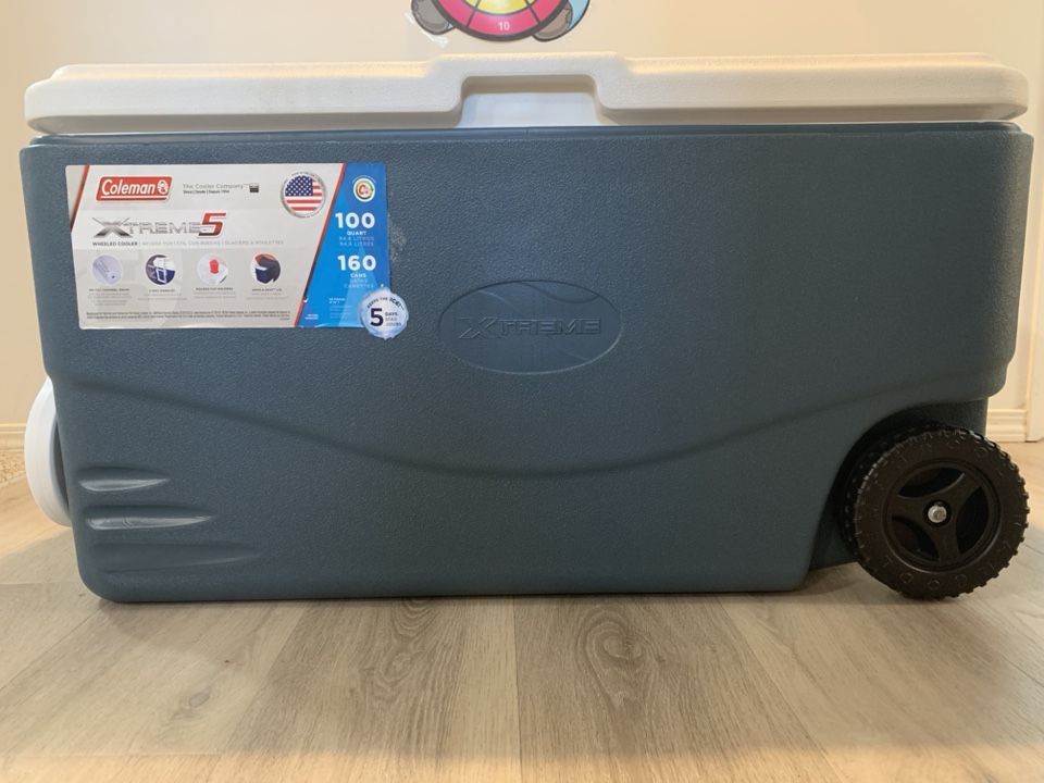 Coleman Xtreme5 Wheeled Cooler 100qt 94.6L - photo 3