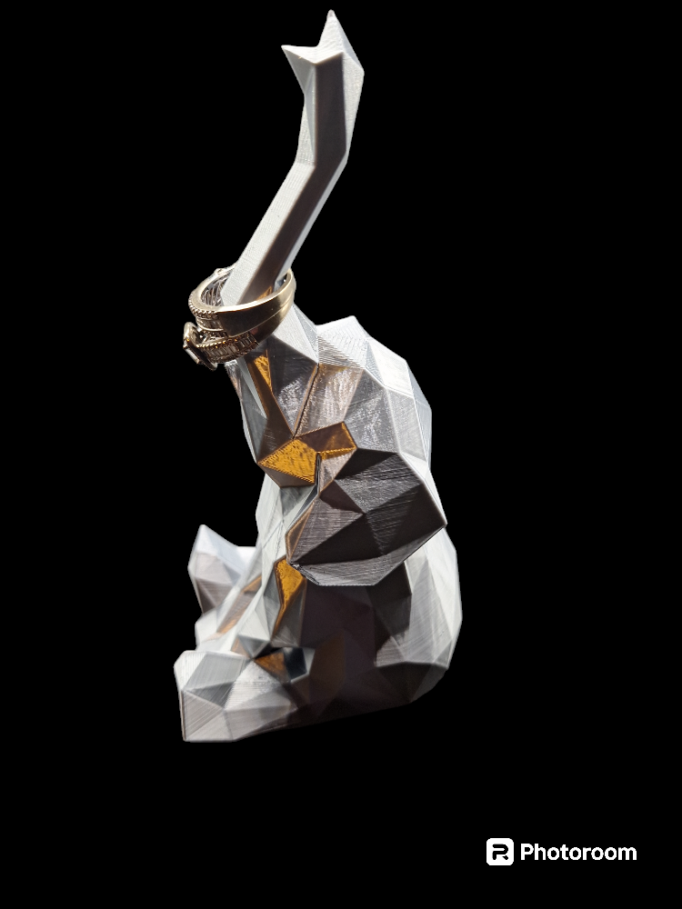 Elephant ring holder thumbnail