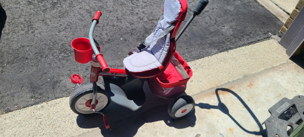 kids tricycle image indicator(2)