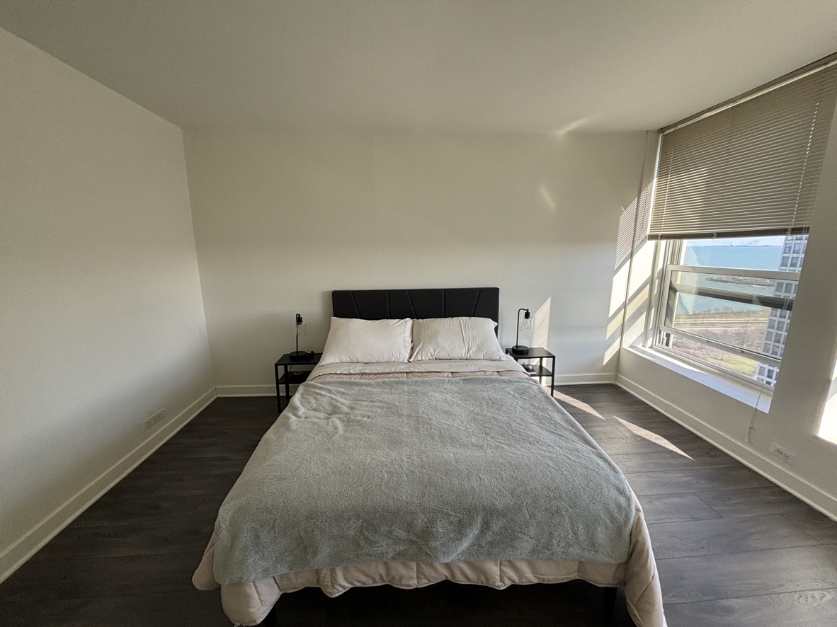 Queen Size Bed (Frame + Mattress)