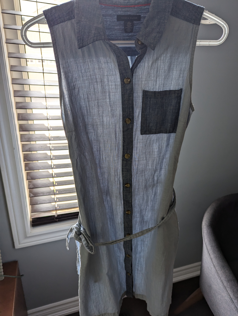 TOMMY HILFIGER DENIM/CHAMBRAY TRIMMED SLEEVELESS SHIRT DRESS image indicator(3)