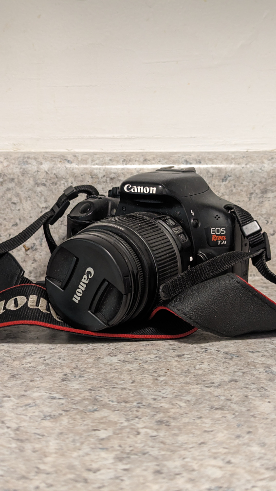 CANON EOS REBEL T2i DIGITAL SLR CAMERA thumbnail