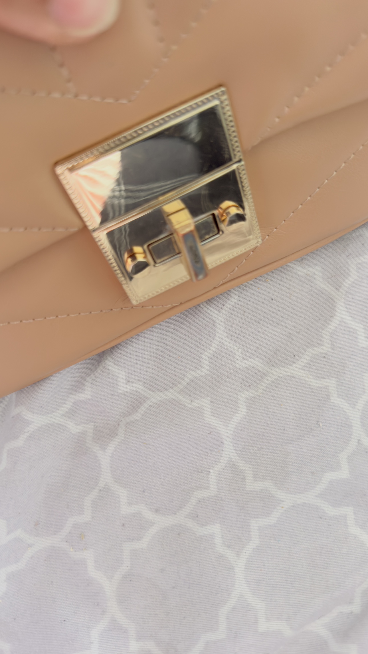 Aldo shoulder bag image indicator(6)