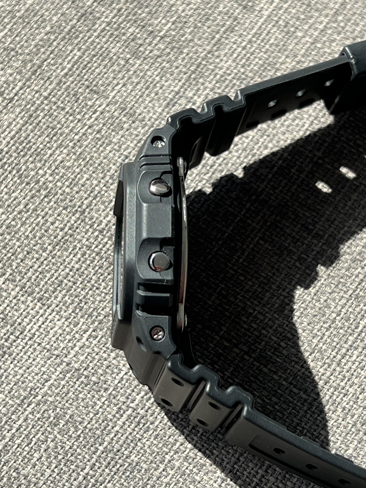 Casio G-Shock DW5600BB-1 Watch image indicator(4)