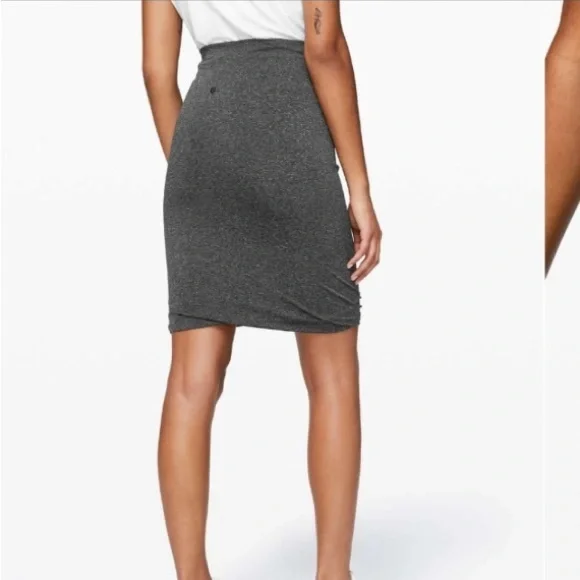 Lululemon pencil skirt - photo 4