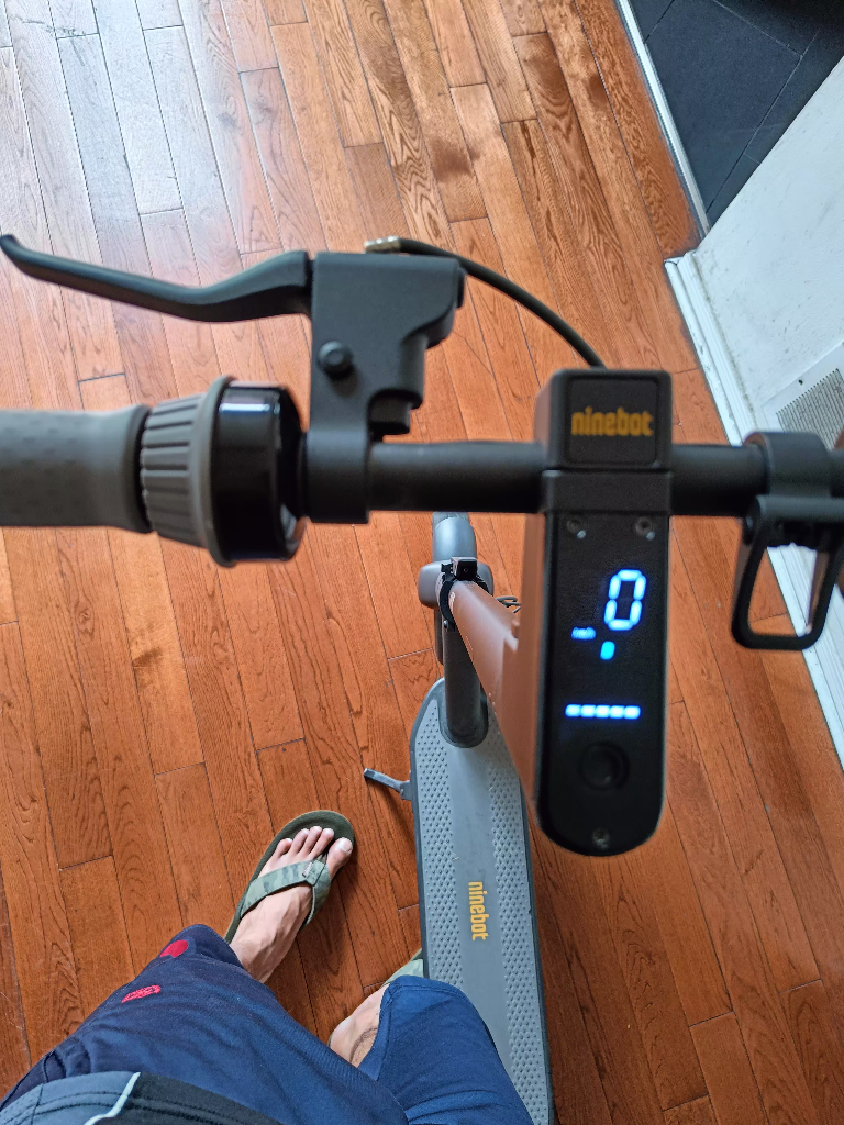 Segway Ninebot G30P Electric scooter - photo 2