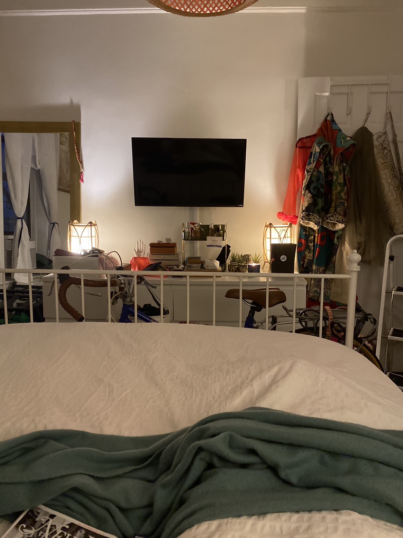 Queen ikea bed frame - photo 3