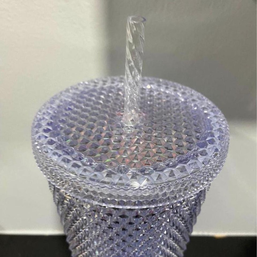 Starbucks tumbler new image indicator(3)