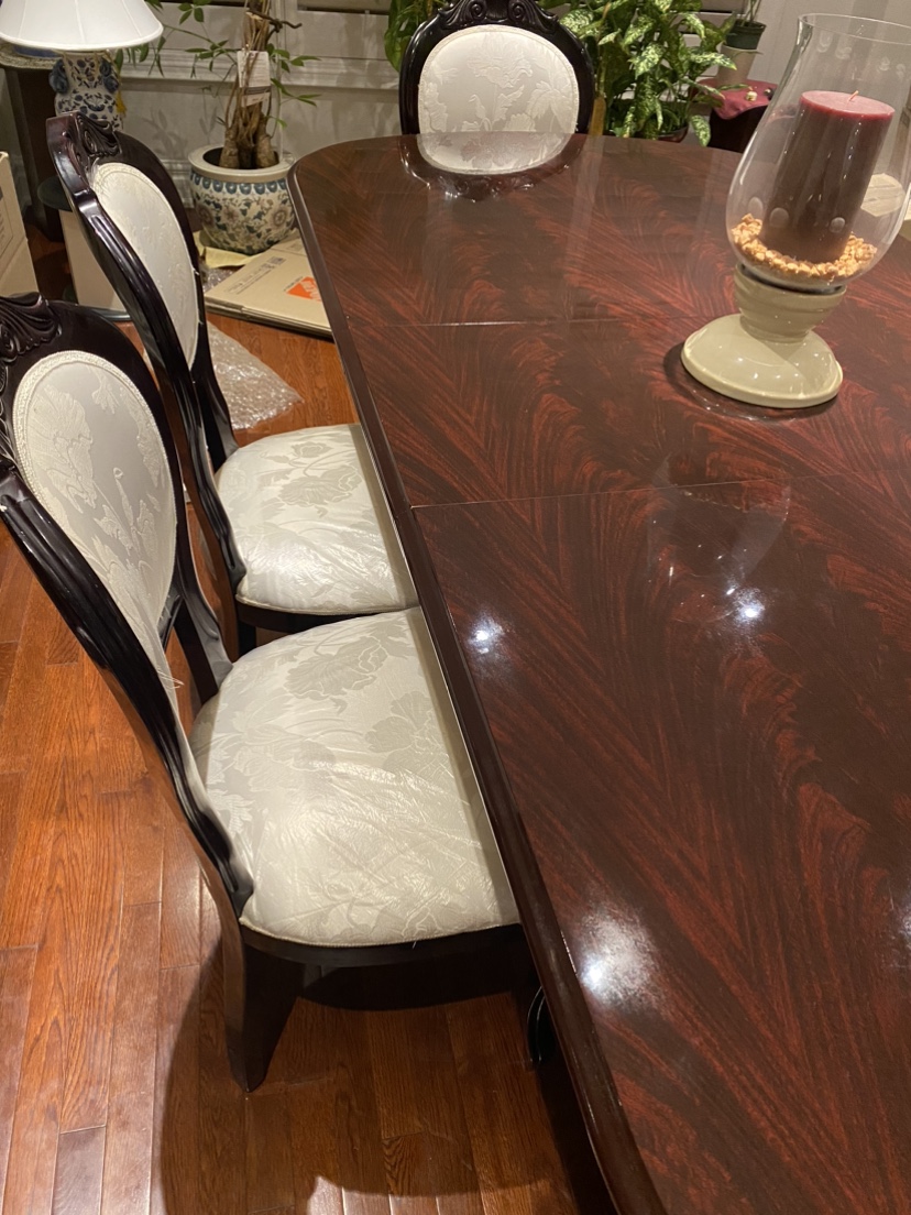 Hutch/Buffet + table + 6 chairs image indicator(7)