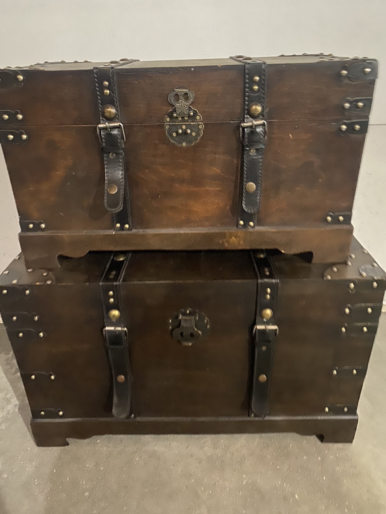 Wooden Trunk Chest Set of 2 Rustic Dark Brown Treasure Box - photo 2