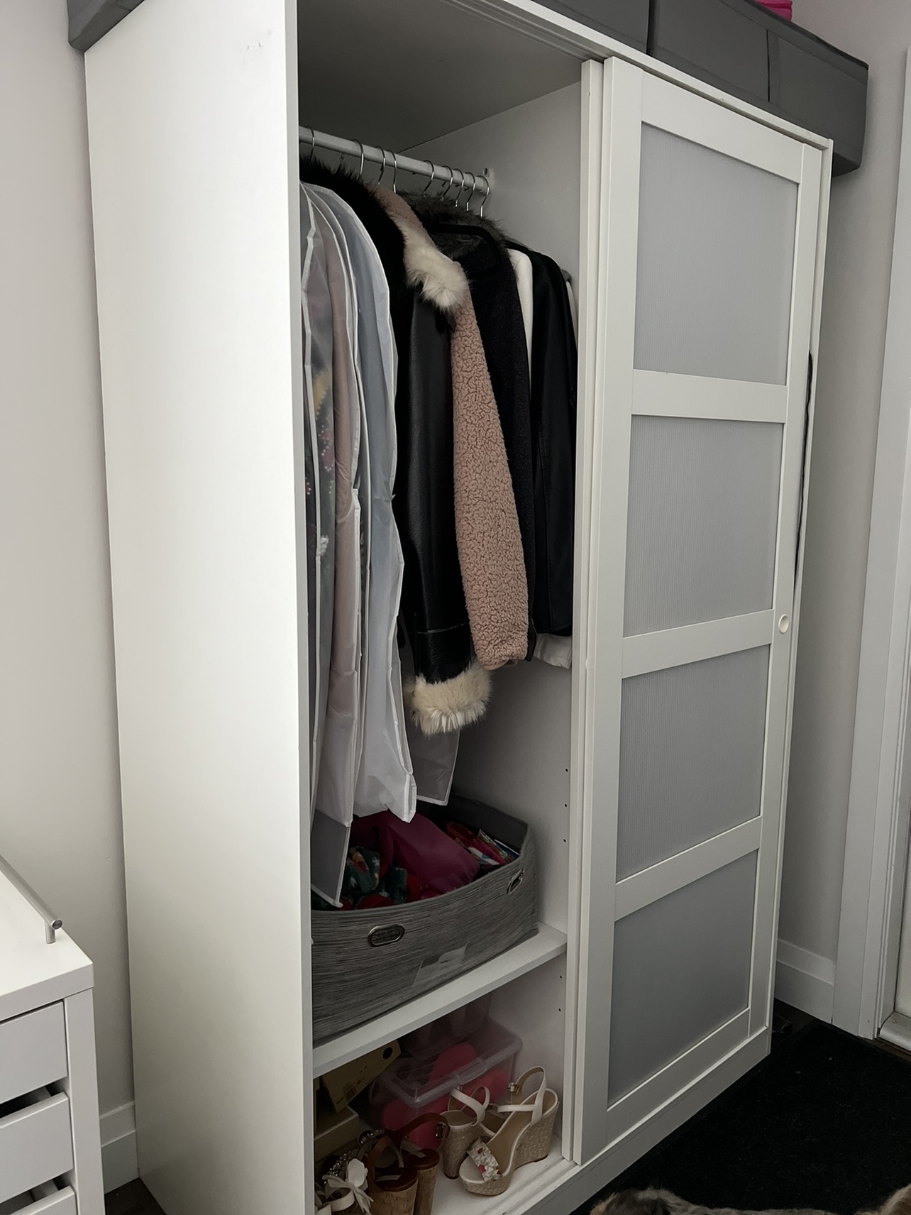 White wardrobe - photo 2